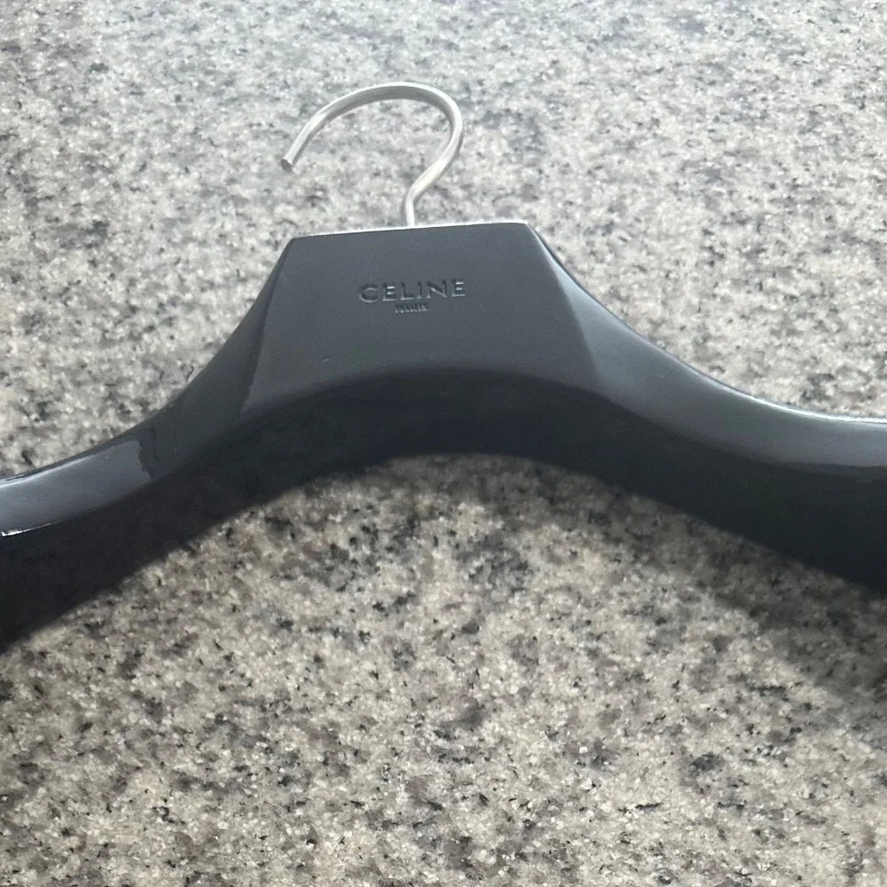 Celine hanger - Picture 3 of 4